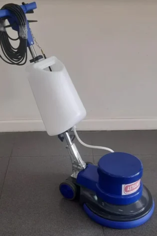 Astramilano floor scrubber