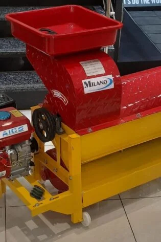MMS3000 Milano Italia Maize Sheller CAPACITY 3000 to 4000kgs per hour capacity with 7.5hp Engine