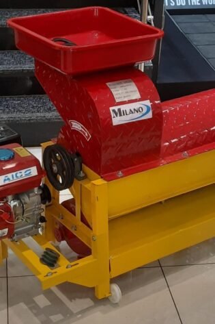 MMS3000 Milano Italia Maize Sheller CAPACITY 3000 to 4000kgs per hour capacity with 7.5hp Engine